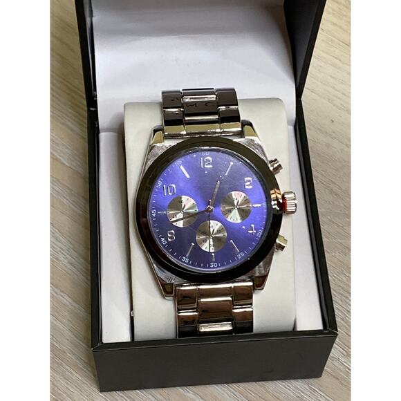 INC Men's Silver-Tone Bracelet Watch 44mm & Bracelet - Picture 1 of 6